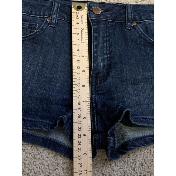 Womens Jean Shorts Size 26 Stretch Mom Denim 9" Rise EUC Forever 21 - Picture 9 of 12